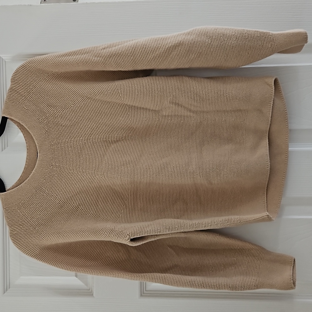 Uniqlo, knit top, size small, tan